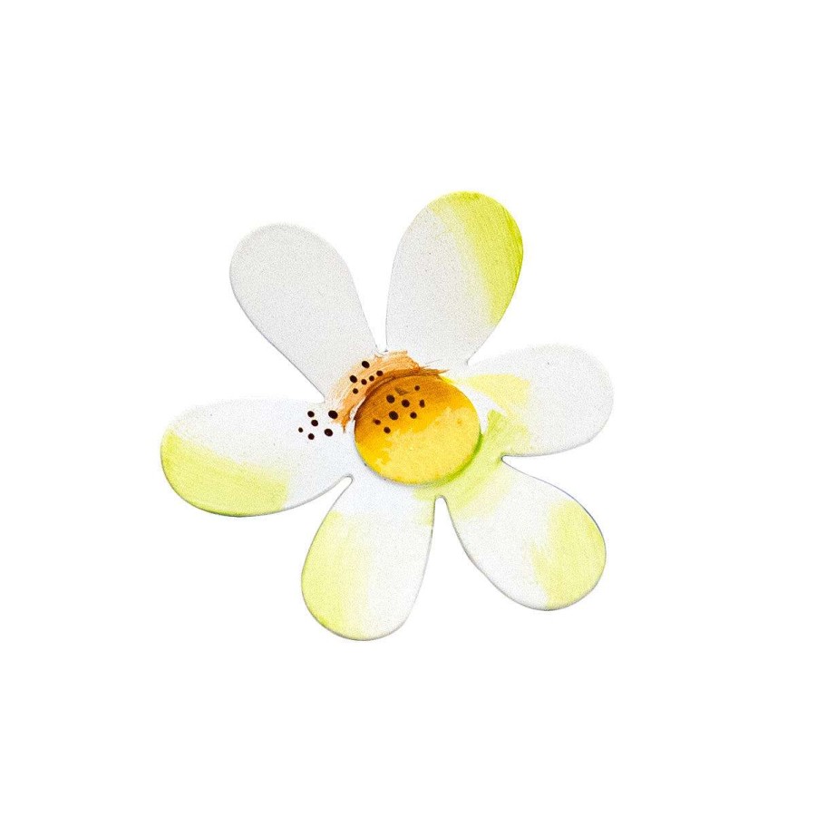 The Round Top Collection Spring | Daisy Magnet