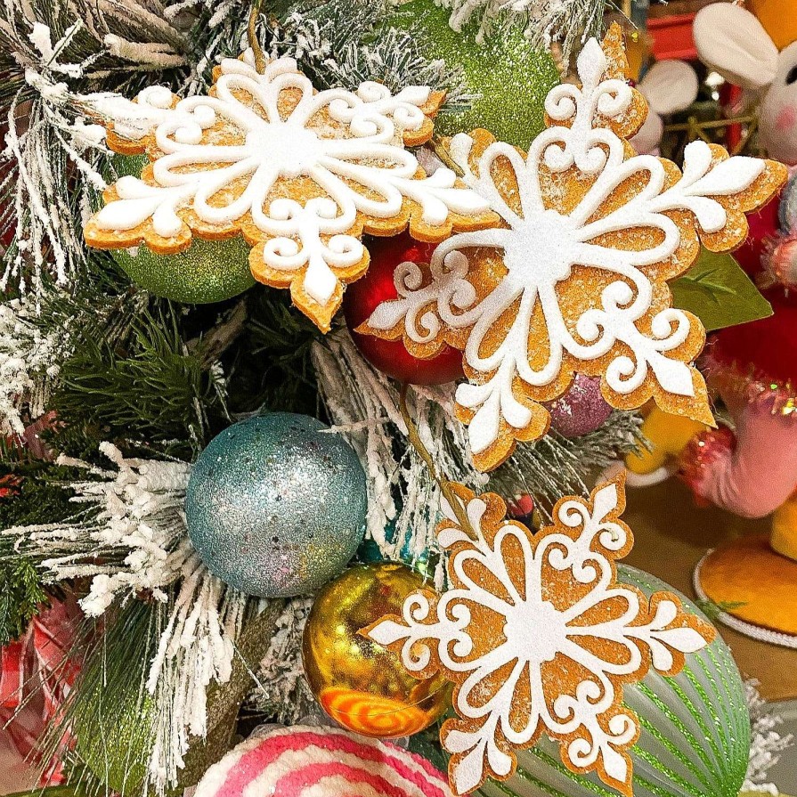 RAZ Sprays | Gingerbread Snowflake Spray