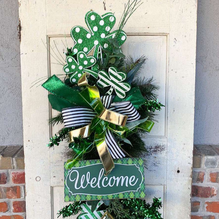 Liberty Floral St. Patrick'S Day | Polka Dot Stripe Clover Spray